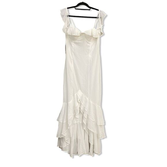 NWT More To Come Adriana Gown White chiffon maxi ruffle Revolve L - Picture 5 of 8